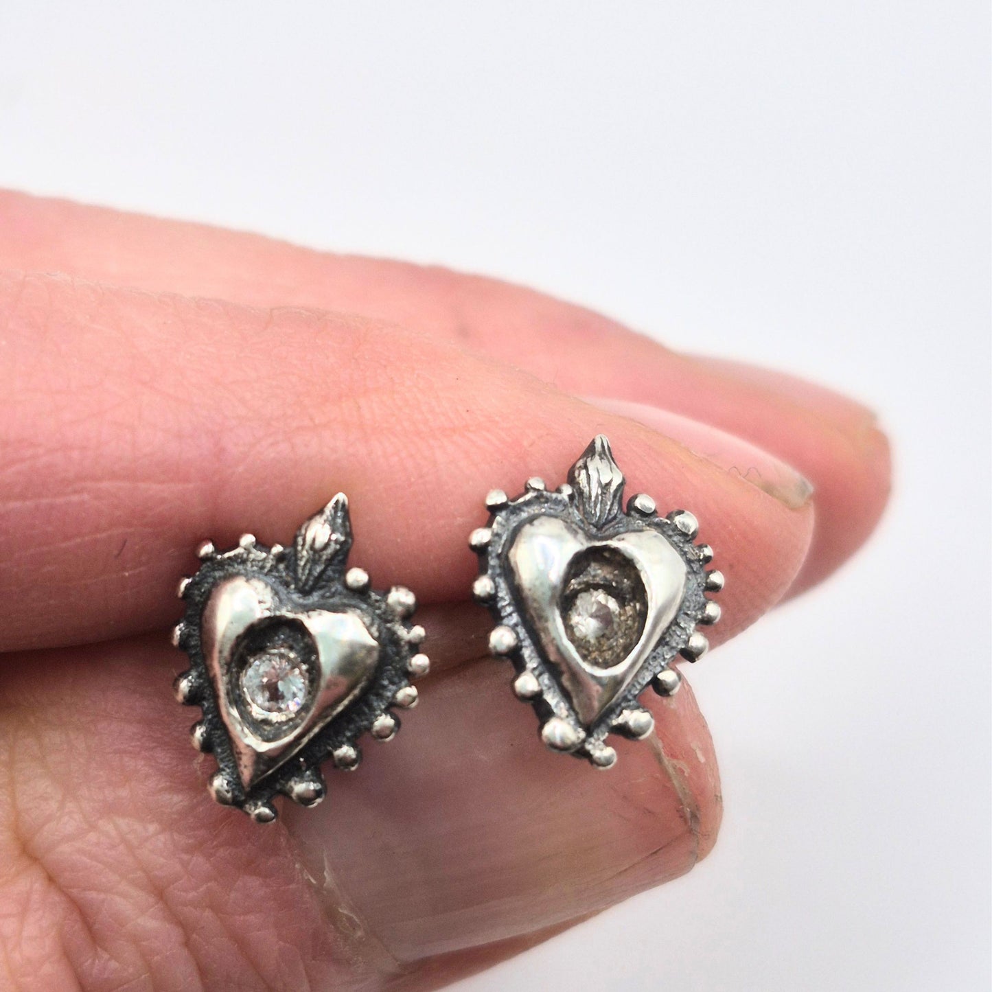 Sapphire Sacred Heart Posts