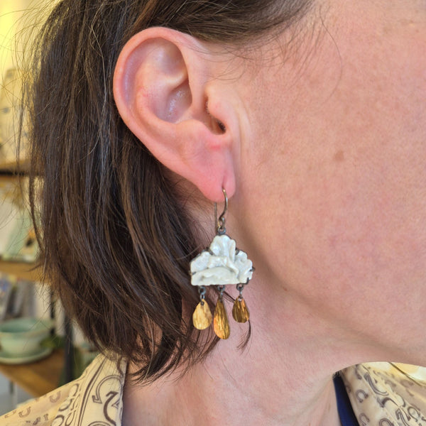 Mother of Pearl Flower Cloud Earrings